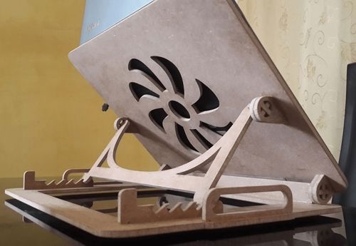 طرح میز لپ‌تاپ تاشو قابل تنظیم برای برش لیزری - adjustable folding laptop table for laser cut ve - برای دستگاه CNC چوب و لیزر (سی ان سی)