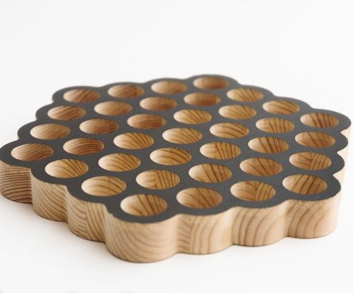 طرح سه‌پایه دایره‌ای لانه زنبوری سوراخ برای برش لیزری - circle honeycomb trivet 19 holes for laser cutting - برای دستگاه CNC چوب و لیزر (سی ان سی)