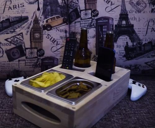 طرح سینی نوشیدنی روی تلویزیون برای برش لیزری - couch drink holder tv room refreshment tray for laser cut - برای دستگاه CNC چوب و لیزر (سی ان سی)