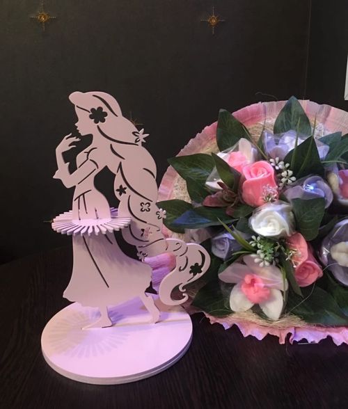 طرح دختر ناز جا دستمال برش لیزری - cute girl napkin holder laser cutting ve - برای دستگاه CNC چوب و لیزر (سی ان سی)