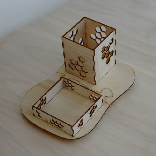 طرح یادداشت چسبی لانه زنبوری با جا مدادی لیزری - honeycomb sticky note with pencil holder laser cut - برای دستگاه CNC چوب و لیزر (سی ان سی)