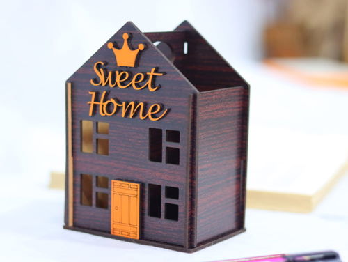 طرح جا خودکاری شکل خانه برش لیزری - house shaped pen holder laser cut ve - برای دستگاه CNC چوب و لیزر (سی ان سی)