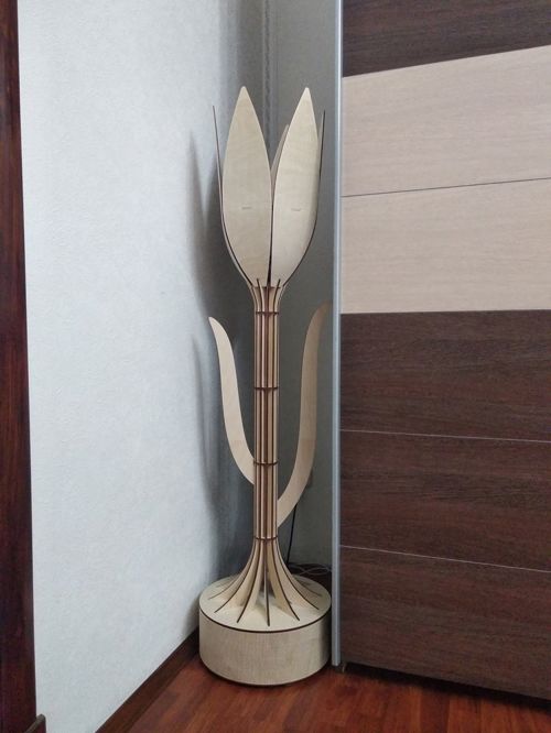 طرح چراغ رومیزی تزئینی لاله‌ای برش لیزری روکش - laser cut decorative tulip floor lamp ve - برای دستگاه CNC چوب و لیزر (سی ان سی)