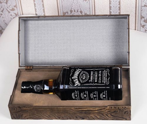 طرح جعبه چوبی بطری نوشابه جک دنیلز با برش لیزری حکاکی شده - laser cut engraved jack daniels whiskey wooden box ve - برای دستگاه CNC چوب و لیزر (سی ان سی)