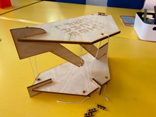 طرح میز تنسگریتی برش لیزری تخته الیاف میلی‌متری پلی‌وود - laser cut tensegrity table 5mm plywood jpeg - برای دستگاه CNC چوب و لیزر (سی ان سی)