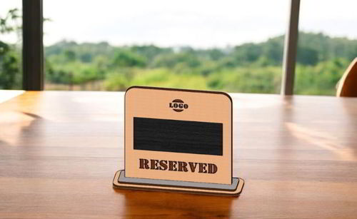 طرح تخته سیاه چوبی برش لیزری روی میز علامت محفوظ - laser cut wooden chalkboard tabletop reserved sign ve - برای دستگاه CNC چوب و لیزر (سی ان سی)
