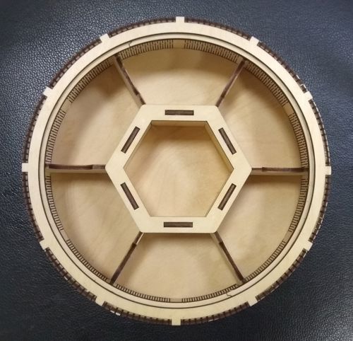 طرح جعبه چوبی گرد قسمتی سبد شکلات با درب پوشش گیاهی برش لیزری - laser cut wooden round 7 compartment box candy basket with lid ve - برای دستگاه CNC چوب و لیزر (سی ان سی)