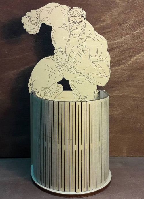 طرح لولای زندگی هالک قلم نگهدارنده برای بچه‌ها برش لیزری - living hinge hulk pen holder for kids laser cut ve - برای دستگاه CNC چوب و لیزر (سی ان سی)