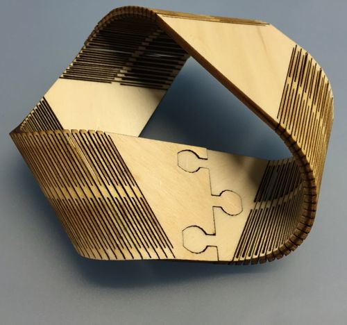 طرح تخته سه لا توس میلی متری نوار moebius - moebius strip 3mm birch plywood - برای دستگاه CNC چوب و لیزر (سی ان سی)