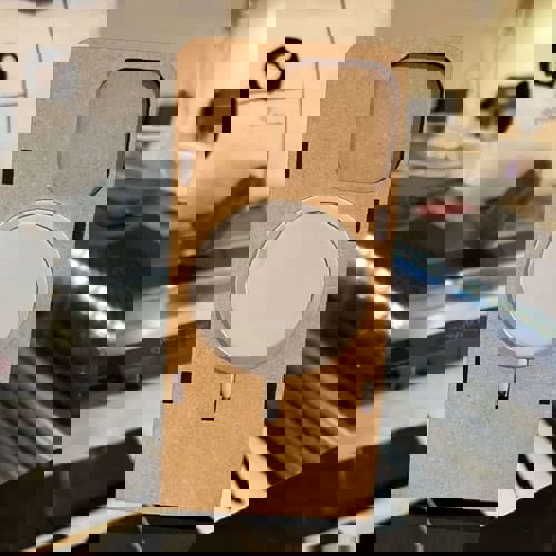 طرح پایه شارژ بی‌سیم آیفون تخته سه‌لا لیزری - plywood iphone 13 wireless charging stand laser cut ve - برای دستگاه CNC چوب و لیزر (سی ان سی)