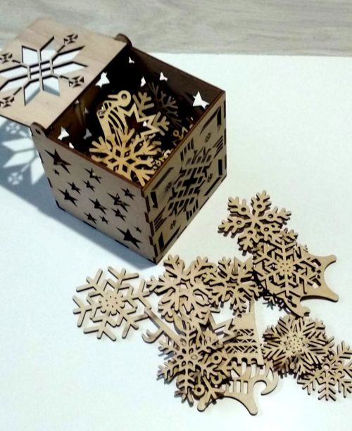 طرح جعبه تزیینات درخت کریسمس با دانه‌های برف برش لیزری - snowflakes christmas tree decoration box laser cut ve - برای دستگاه CNC چوب و لیزر (سی ان سی)