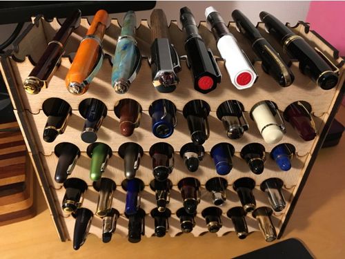 طرح جا قلمی قابل جمع شدنی پایه نمایشگر لیزر - stackable pen holder display stand laser cut - برای دستگاه CNC چوب و لیزر (سی ان سی)