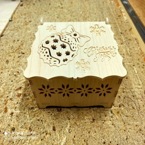 طرح جعبه برای تزئینات کریسمس طرح برای برش لیزری - box for christmas decorations layout for laser cutting - برای دستگاه CNC چوب و لیزر (سی ان سی)