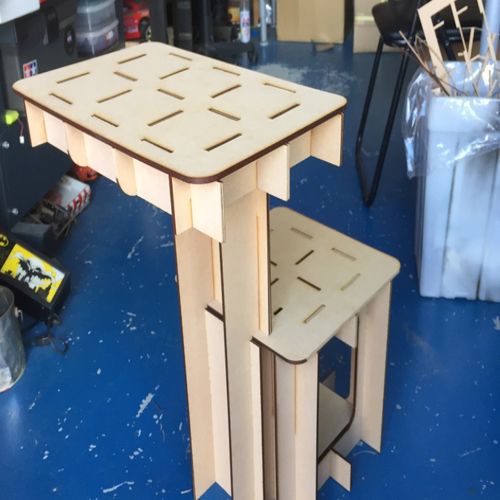 طرح میز با صندلی چوبی - desk with wooden chair - برای دستگاه CNC چوب و لیزر (سی ان سی)