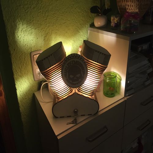 طرح قالب چراغ رومیزی هارلی دیویدسون - harley davidson table lamp template - برای دستگاه CNC چوب و لیزر (سی ان سی)