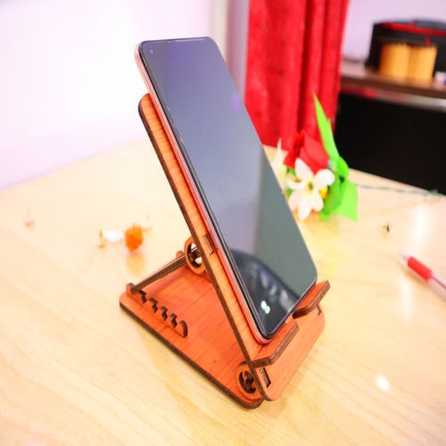 طرح پایه برش لیزری قابل تنظیم برای گوشی همراه میلی‌متر وسیله - laser cut adjustable cell phone stand 4mm ve - برای دستگاه CNC چوب و لیزر (سی ان سی)