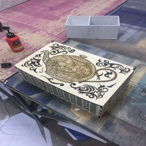 طرح laser-cut-decorative-tea-box-with-tea-kettle-teapot-drawing-engraving-ve