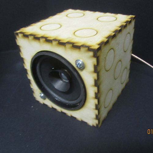 طرح برش لیزری تاس بلندگو جعبه - laser cut dice speaker box ve - برای دستگاه CNC چوب و لیزر (سی ان سی)
