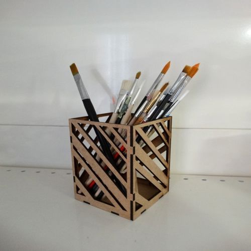 طرح جا مدادی مدرن برش لیزری برای میز اداری میلی‌متری - laser cut modern pencil holder for office table 3mm - برای دستگاه CNC چوب و لیزر (سی ان سی)
