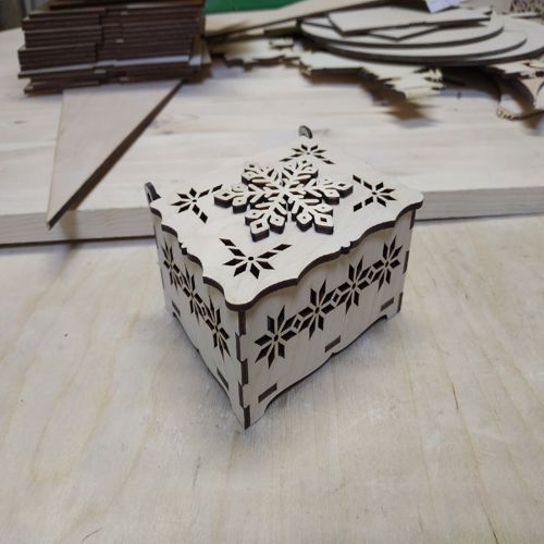 طرح برش لیزری دانه برف جعبه هدیه قاب - laser cut snowflake favor box ve - برای دستگاه CNC چوب و لیزر (سی ان سی)