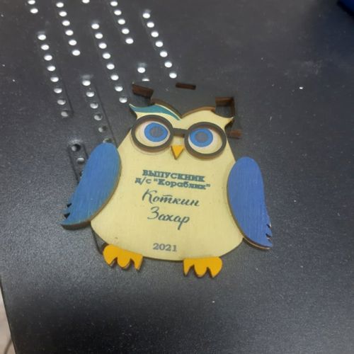 طرح مدال جغد چوبی برش لیزری لیزر - laser cut wooden owl awards owl child medal - برای دستگاه CNC چوب و لیزر (سی ان سی)