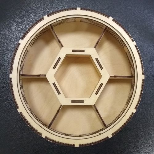 طرح جعبه چوبی گرد قسمتی سبد شکلات با درب پوشش گیاهی برش لیزری - laser cut wooden round 7 compartment box candy basket with lid ve - برای دستگاه CNC چوب و لیزر (سی ان سی)