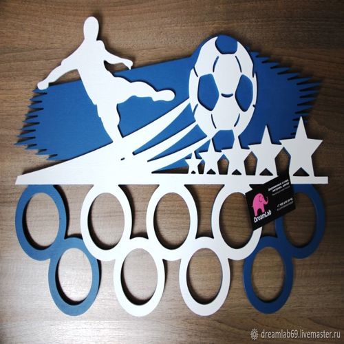 طرح medalnitsa futbolist medals hanger 3d puzzle for laser cut - medalnitsa futbolist medals hanger 3d puzzle for laser cut ve - برای دستگاه CNC چوب و لیزر (سی ان سی)