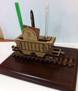 طرح جای قلم گیر برای برش لیزری - pen holder wagon for laser cut - برای دستگاه CNC چوب و لیزر (سی ان سی)