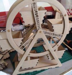 طرح قفسه نمایشگر چرخ چرخان برای برش لیزر cnc - rotating wheel display shelf for laser cut cnc ve - برای دستگاه CNC چوب و لیزر (سی ان سی)