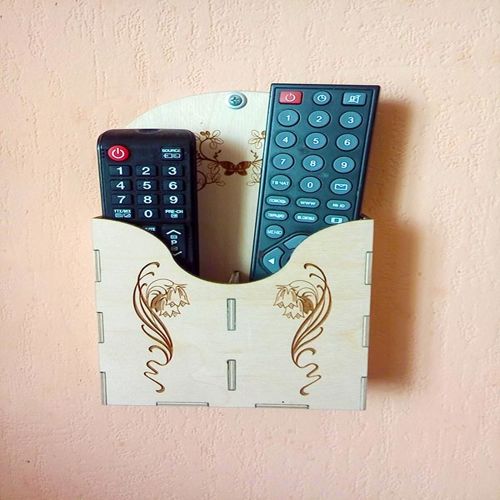 طرح نگهدارنده ریموت کنترل دیواری برای دستگاه برش لیزری - wall mounted remote control holder for laser cut ve - برای دستگاه CNC چوب و لیزر (سی ان سی)