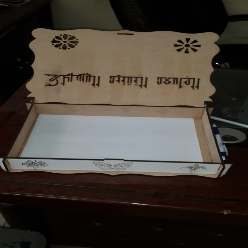 طرح جعبه ۴ میلی‌متری مناسب برای استفاده در دستگاه های cnc چوب و cnc لیزر - box 4 mm lasercut cdr file