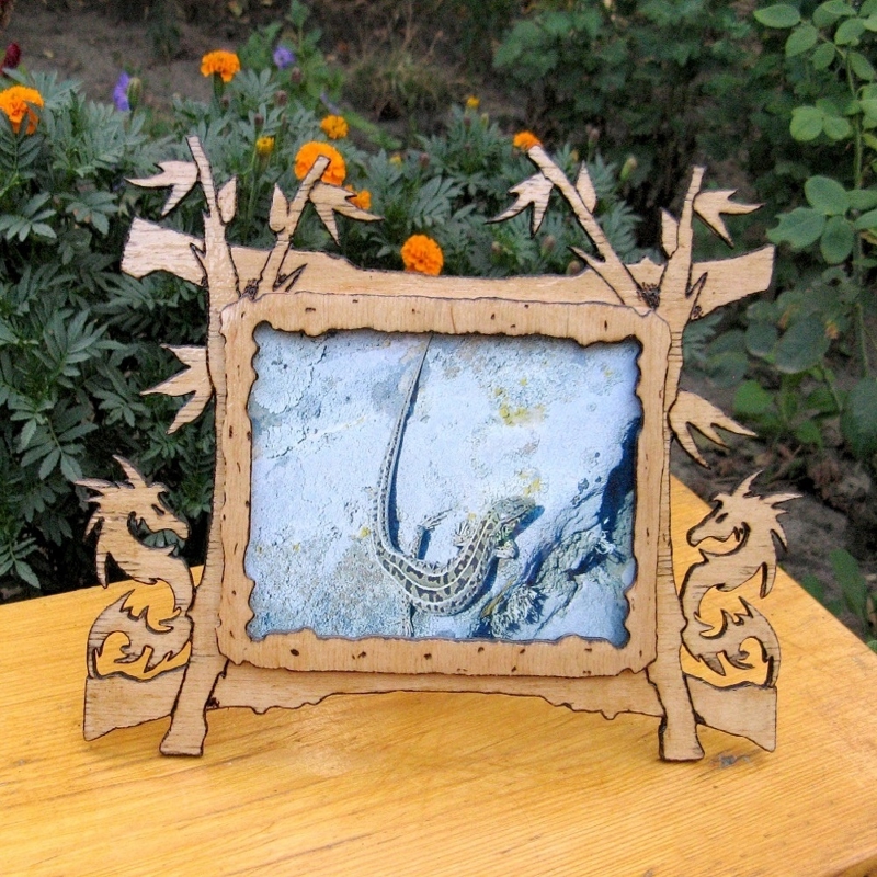 طرح قاب عکس اژدها مناسب برای استفاده در دستگاه های cnc چوب و cnc لیزر - dragon picture frame design dxf file