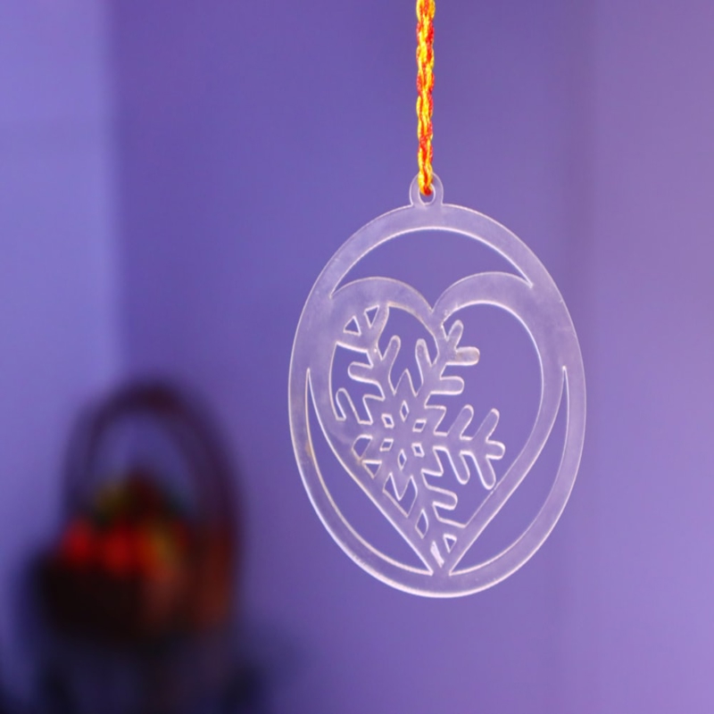 طرح دانه برف قلب تزیین درخت کریسمس مناسب برای استفاده در دستگاه های cnc چوب و cnc لیزر - laser cut heart snowflake pattern christmas tree ornament cdr file