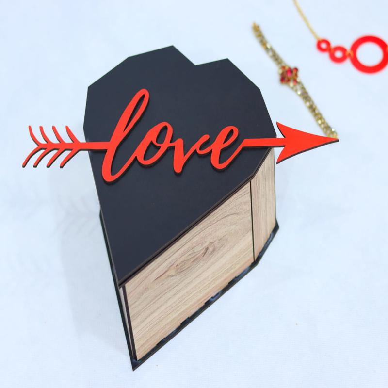طرح جعبه کادو به شکل قلب برای روز ولنتاین مناسب برای استفاده در دستگاه های cnc چوب و cnc لیزر - laser cut valentines day heart shaped gift box cdr file