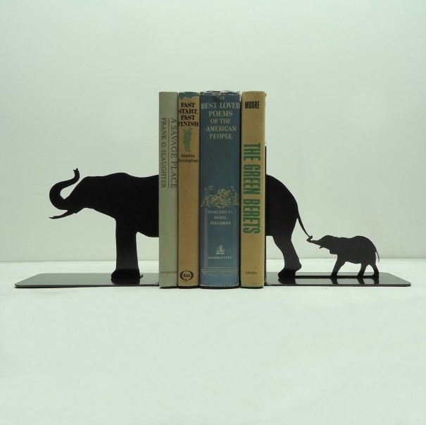 طرح جاکتابی خانواده فیل مناسب برای استفاده در دستگاه های cnc چوب و cnc لیزر - laser cut elephant family book holder cdr file