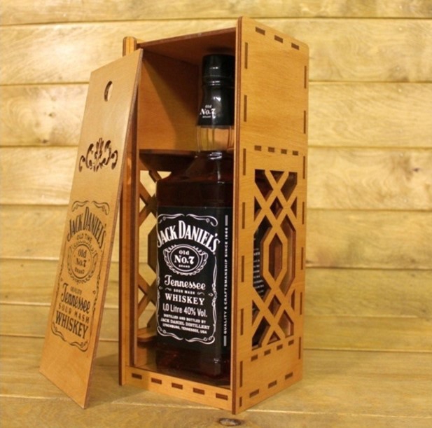 طرح جعبه کادویی بطری مشروب مناسب برای استفاده در دستگاه های cnc چوب و cnc لیزر - laser cut liquor bottle gift box cdr file
