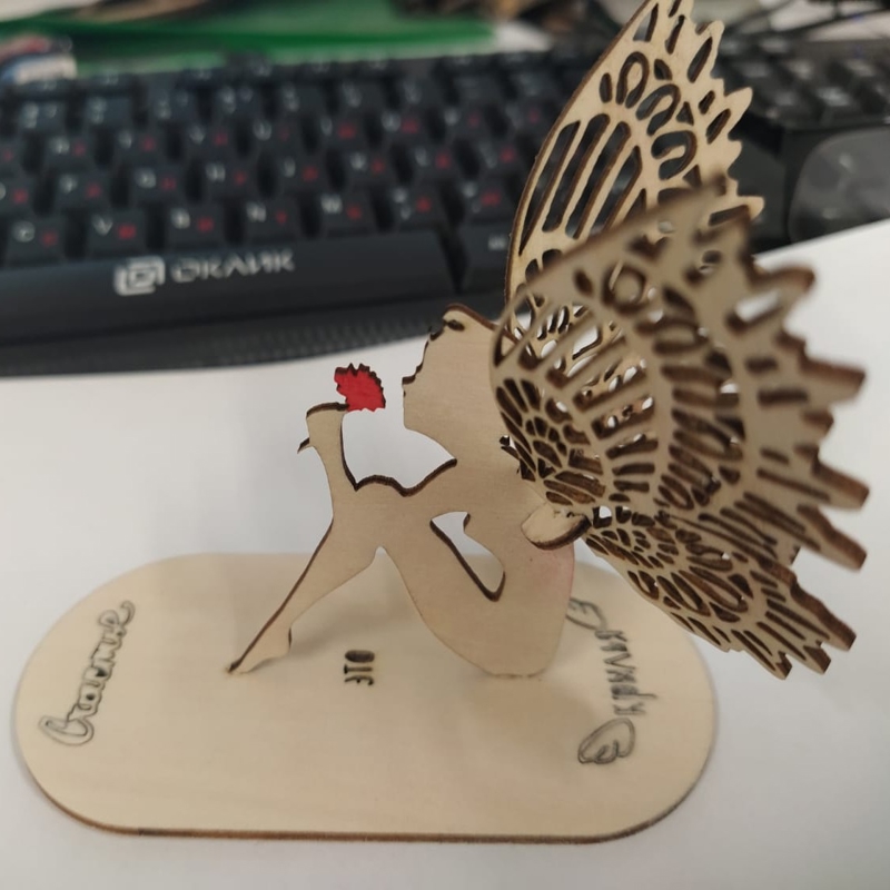 طرح میز فرشته چوبی مناسب برای استفاده در دستگاه های cnc چوب و cnc لیزر - laser cut wooden angel table decor dxf file