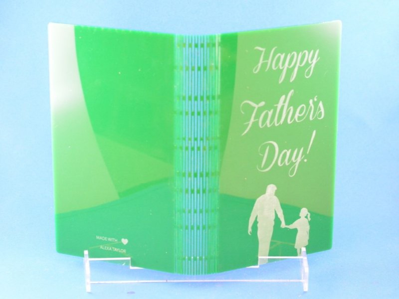 طرح کارت پستال روز پدر مناسب برای استفاده در دستگاه های cnc چوب و cnc لیزر - laser cut fathers day card svg file