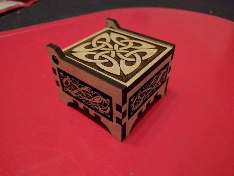 طرح جعبه حلقه چوبی خام مناسب برای استفاده در دستگاه های cnc چوب و cnc لیزر - laser cut wooden blank ring box dxf file
