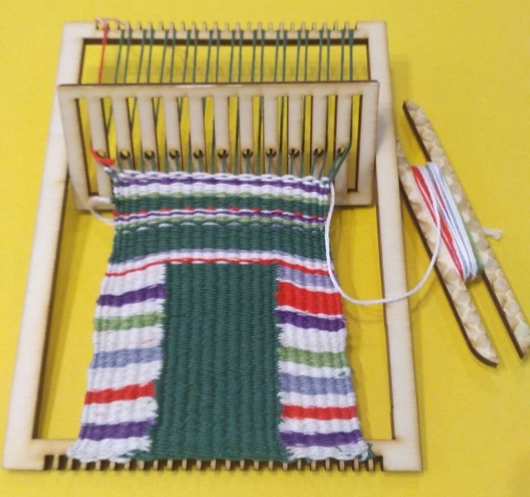 طرح دستگاه بافندگی قاب ساده مناسب برای استفاده در دستگاه های cnc چوب و cnc لیزر - laser cut simple frame loom