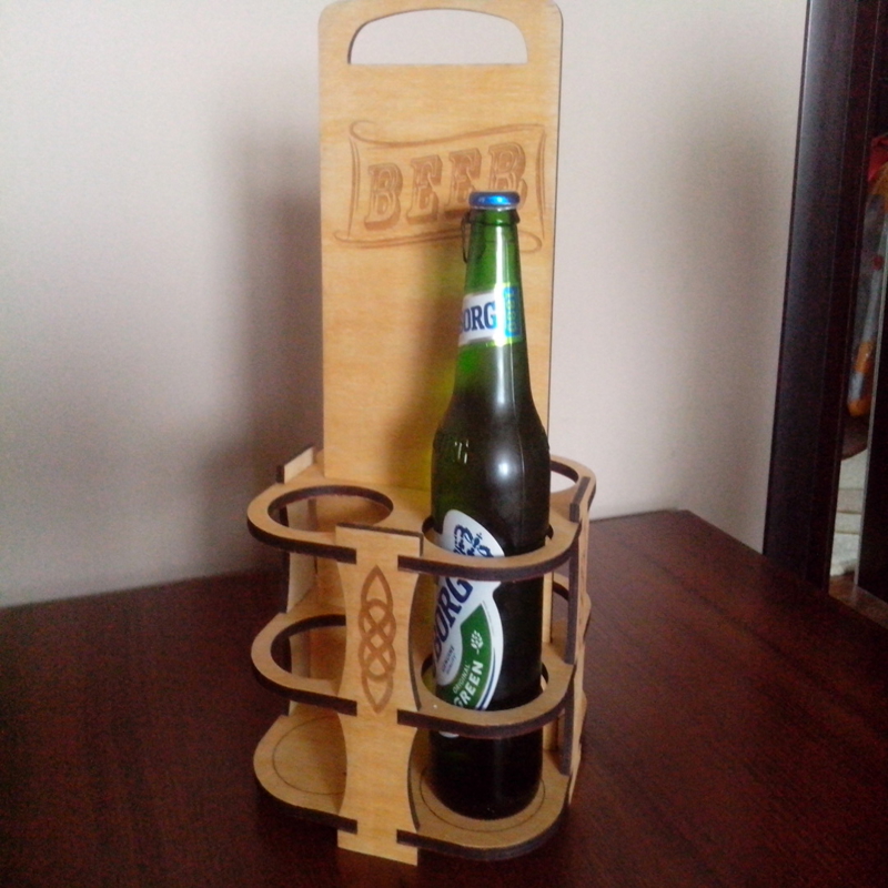 طرح جا لیوانی طرح دار مناسب برای استفاده در دستگاه های cnc چوب و cnc لیزر - laser cut beer caddy beer holder cdr file