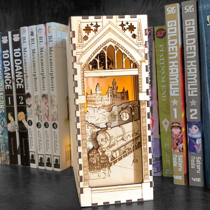 طرح کتاب هری پاتر مدل Nook مناسب برای استفاده در دستگاه های cnc چوب و cnc لیزر - laser cut harry potter book nook cdr file