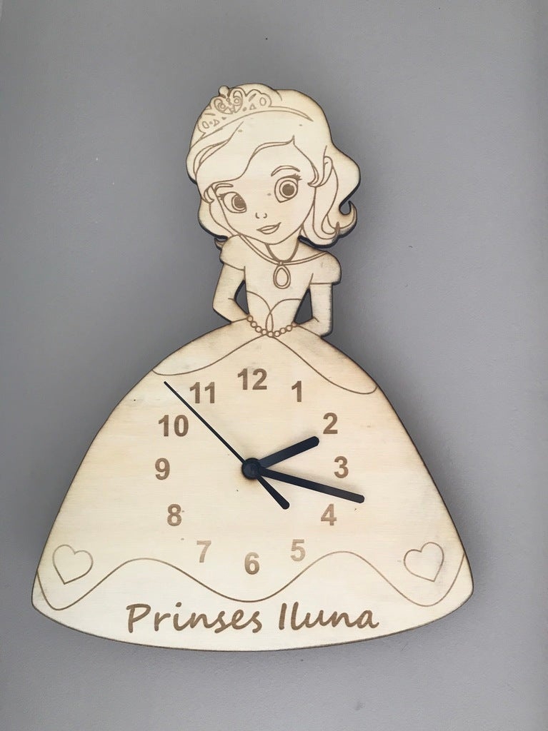طرح ساعت پرنسسی مناسب برای استفاده در دستگاه های cnc چوب و cnc لیزر - laser cut princess clock svg file