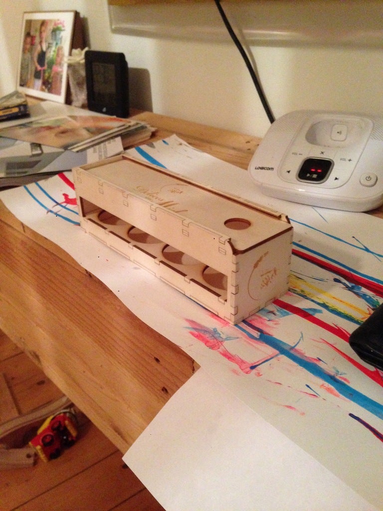 طرح فایل لایه باز جعبه شیشه کوچک با رویه کشویی از تخته سه لایی ۳ میلی متری مناسب برای استفاده در دستگاه های cnc چوب و cnc لیزر - laser cut small jar box with sliding top 3mm plywood ai file