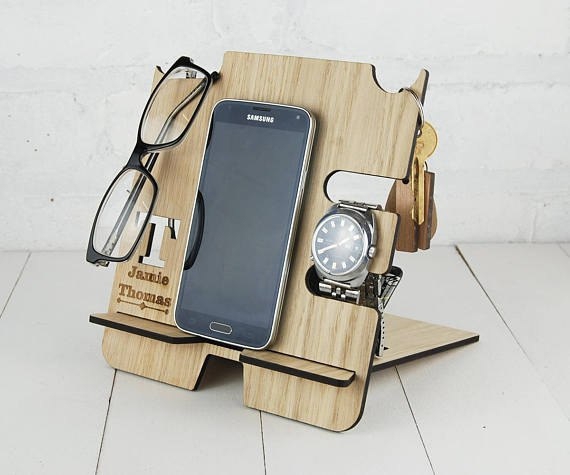 طرح ایستگاه docking مناسب برای استفاده در دستگاه های cnc چوب و cnc لیزر - laser cut docking station template cdr file