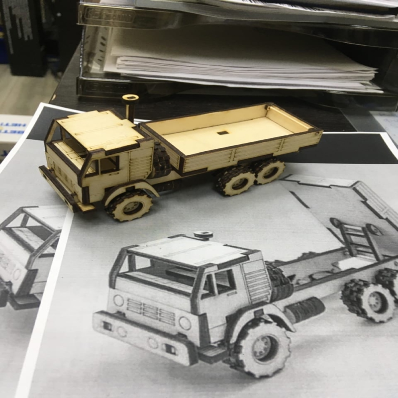 طرح کامیون اسباب بازی مناسب برای استفاده در دستگاه های cnc چوب و cnc لیزر - laser cut toy truck template cdr file