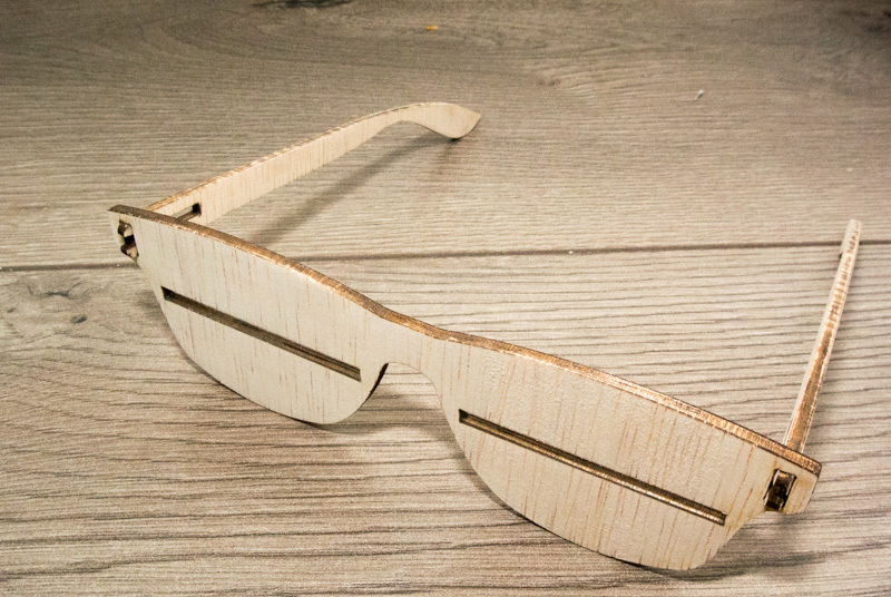 طرح عینک چوبی با ضخامت ۳ میلی‌متر مناسب برای استفاده در دستگاه های cnc چوب و cnc لیزر - laser cut wooden glasses 3mm dxf file