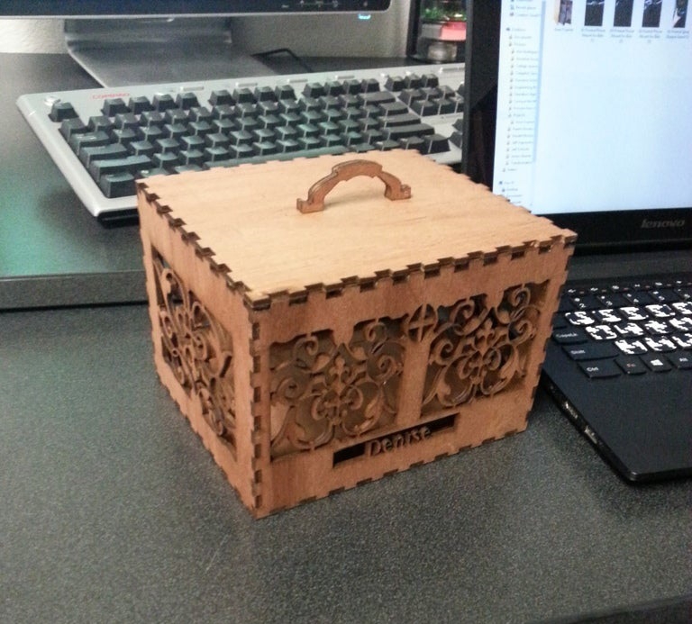 طرح جعبه چوبی تزئینی مناسب برای استفاده در دستگاه های cnc چوب و cnc لیزر - laser cut decorative wooden box template ai file