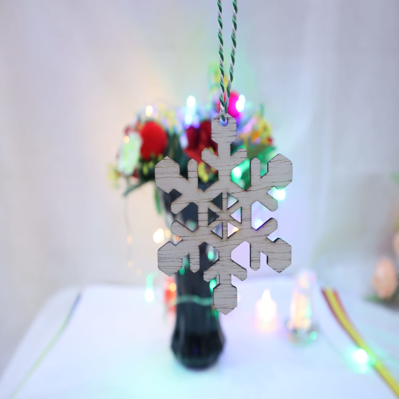 طرح تزیینات کریسمس با دانه برف مناسب برای استفاده در دستگاه های cnc چوب و cnc لیزر - laser cut snowflake ornament christmas decor cdr file