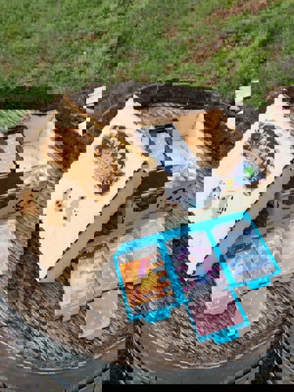 طرح جعبه بازی سیاه‌چاله‌ها با مناسب برای استفاده در دستگاه های cnc چوب و cnc لیزر - laser cut deck box dungeons game box